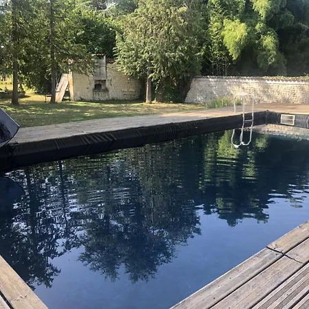 Innamorato Avec Jacuzzi Lit Rond Et Jardin Avec Piscine Bed & Breakfast 3*